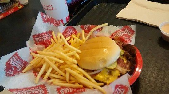 Freddy's Frozen Custard & Steakburgers