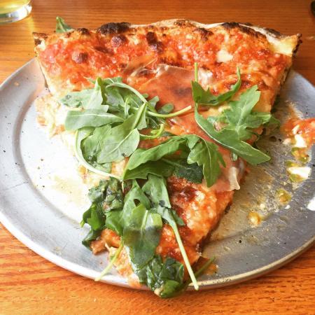 Deluca's Pizzeria Napoletana