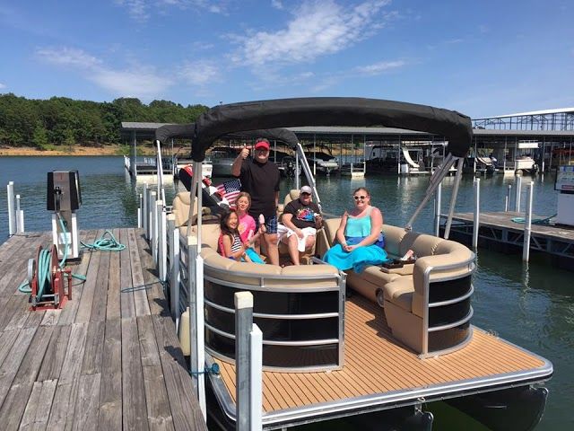 Lacey's Narrows Marina